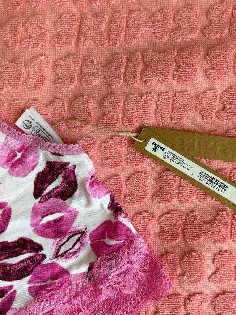 SKIMS Lightweight Cotton Lace Bralette Boyshort Set | Pink Allover Lipstick | XL